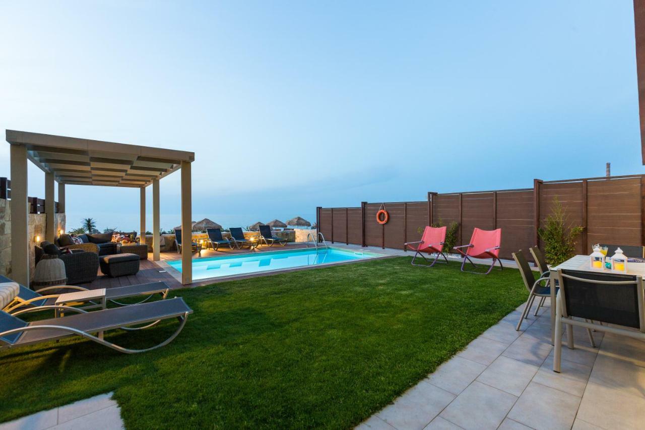 Espera Luxury Beach Front Residence With Pool & Bbq, By Thinkvilla Rétino Exterior foto